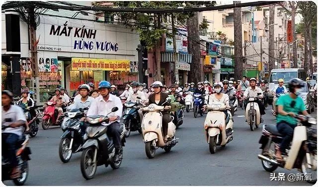 越南制造的Nike、Adidas牌，质量还不及假的“莆田鞋”？