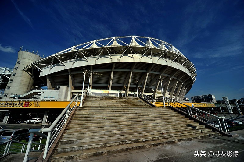 武汉体育中心主体育场,武汉体育中心馆