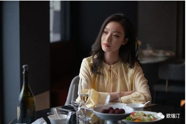 流金岁月朱锁锁美照,流金岁月里的朱锁锁到底爱谁