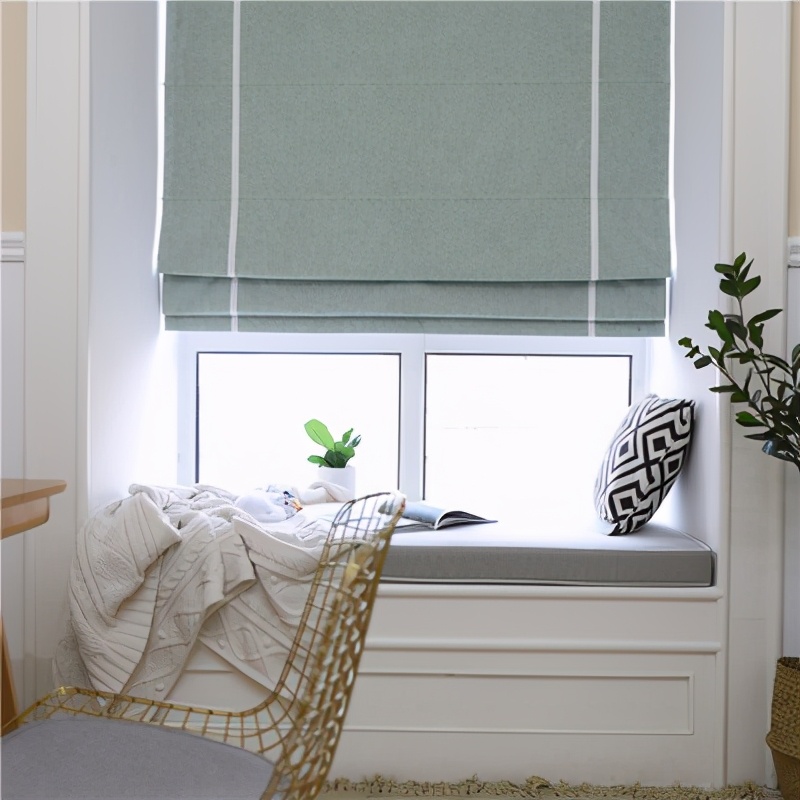 罗马帘窗帘制作方法,罗马帘窗帘的介绍和安装技巧