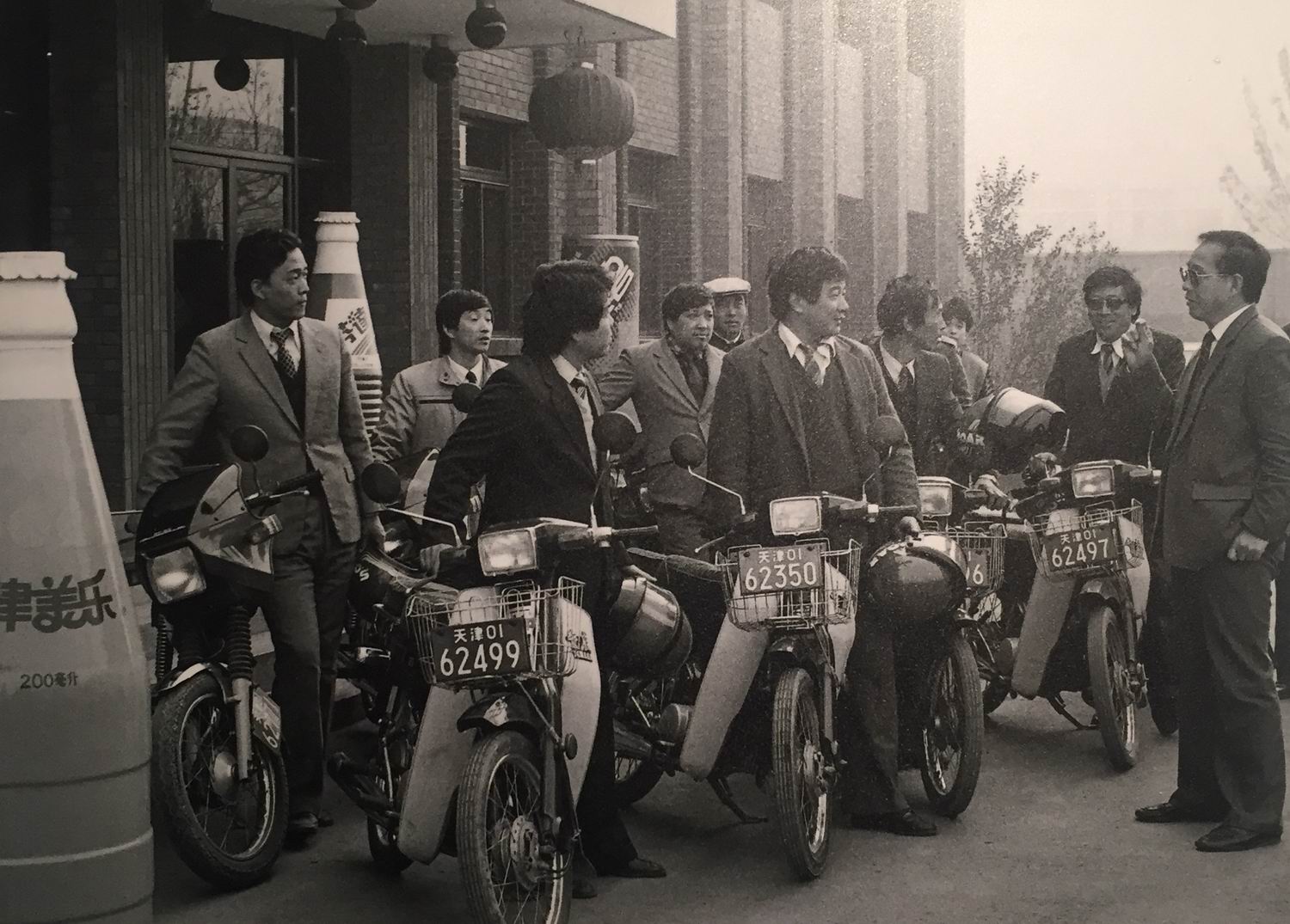 80年代天津实力，收购慕尼黑摩托车厂，迅达K80年利税10亿