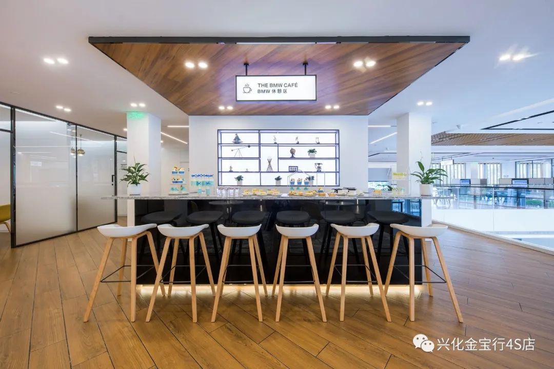 兴化金宝行bmw4s店,邀您见证