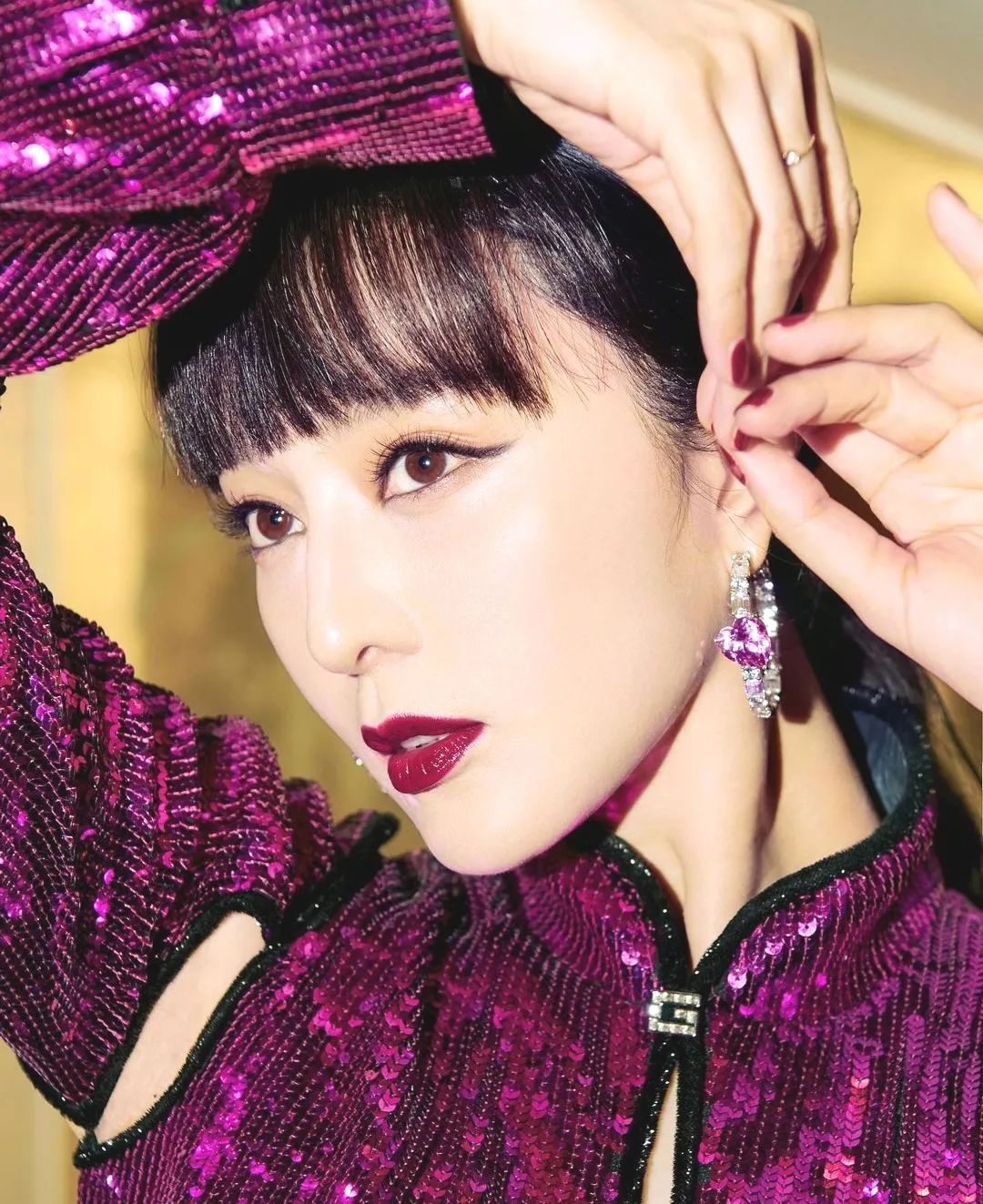 一袭霓裳七彩虹,一袭霓裳出自哪里