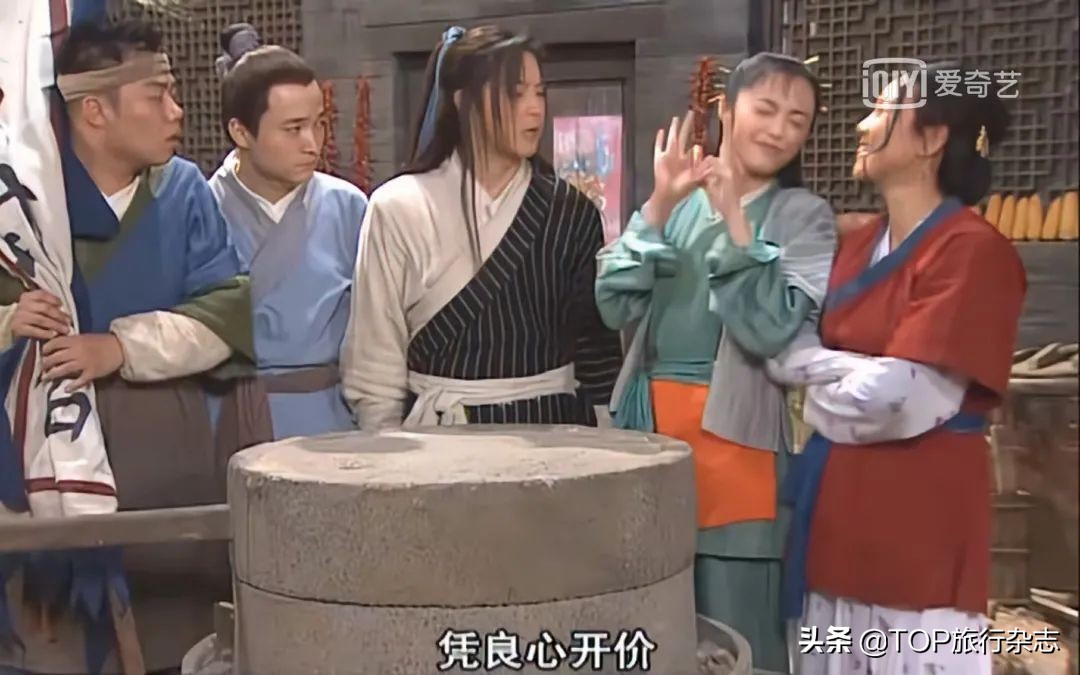 一个汉堡148/一杯奶昔98，一顿饭小2000，北京环球影城内测遭喷，网友：抢钱呢？