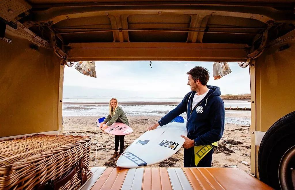 又a又飒的品牌,又a又飒的歌曲英文