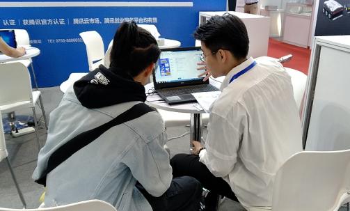 鱼塘软件高交会首秀，黑科技吸睛，现场咨询火