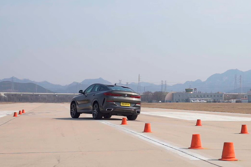 5.3秒破百宝马540i百公里加速测试,2020款宝马x6比x5帅10倍