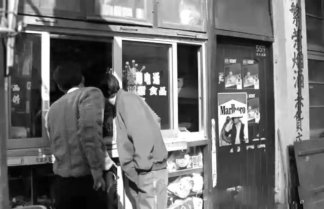 那些年的电话趣事：公用电话的吼声，大哥大的豪气……