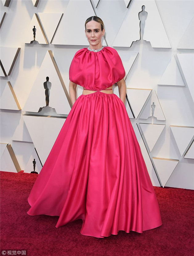 Gaga女神致敬赫本海王又戴粉嫩发箍今年奥斯卡看点有点多