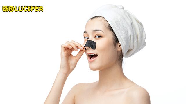 鼻膜贴去黑头正确用法,男士去黑头鼻贴膜