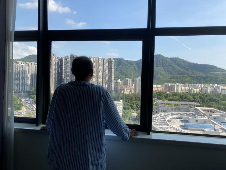 “因为疫情才知道深圳有这么厉害的医生！”爱跑香港看病的广东大叔服了