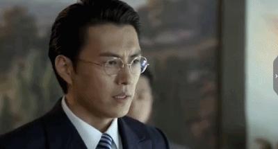 休夫复出，44岁爆红，宝藏姐姐中年叛逆记