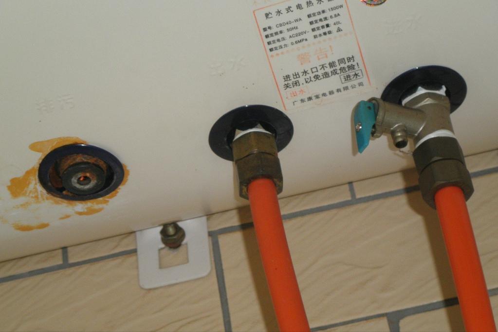 电热水器如何排空水,美的电热水器f60-15a3排空如何操作