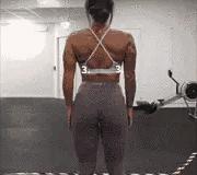 女生背影杀怎么照,6个动作练出完美背影杀