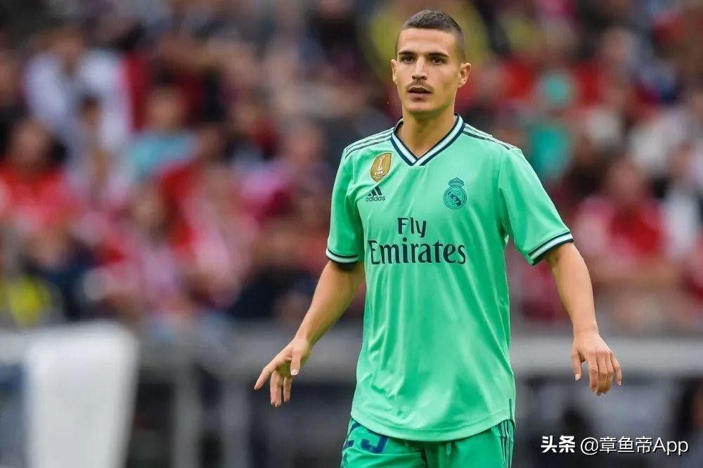 一日足坛动态,足坛吴镇宇