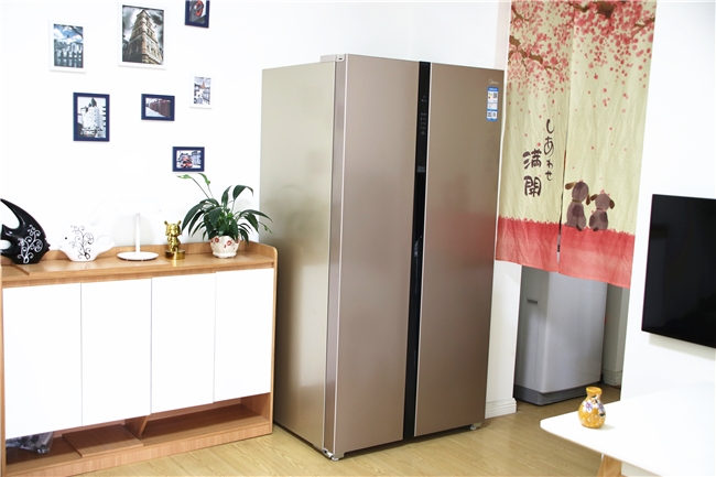 风冷变频双循环大容量美的冰箱,美的超薄冰箱深度60cm评测