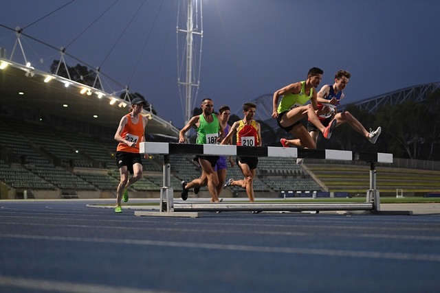 尼康旗舰单反d6发布1.33版本固件,尼康d6120-300mmf2.8镜头