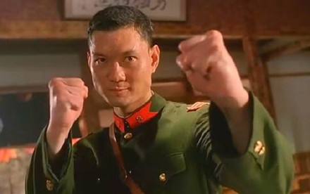 拳王周比利和吴京,太极宗师周比利踢飞吴京视频