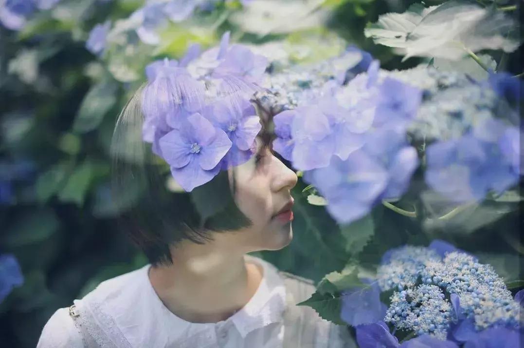 拍照时怎样做到不畏惧镜头,害怕镜头是什么症状