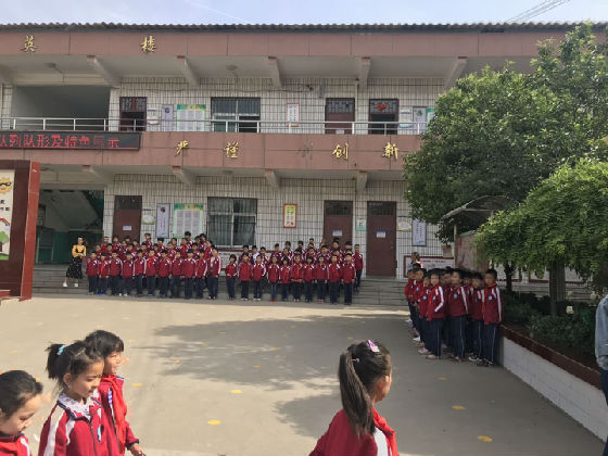 展学生风采,展队列风采秀朝气活力