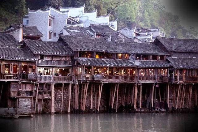 四川三汇吊脚楼图片,重庆中山古镇吊脚楼