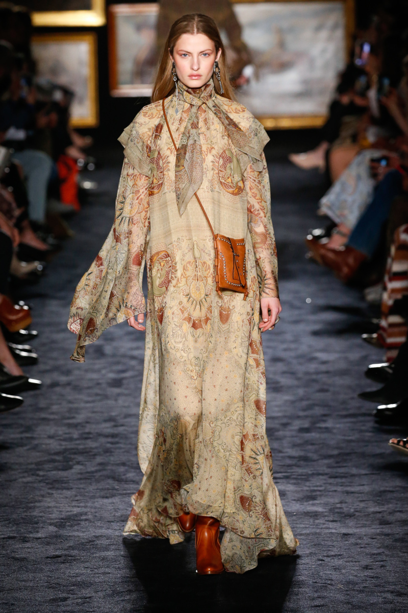 etro刺绣款,etro佩斯利花纹包