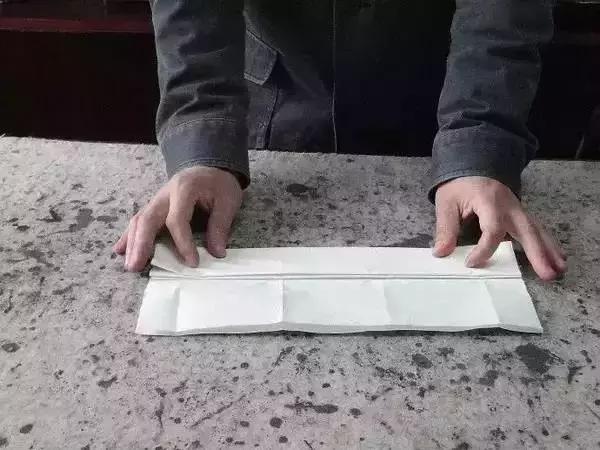 对联折纸方法,书法五言对联折纸方法视频教程
