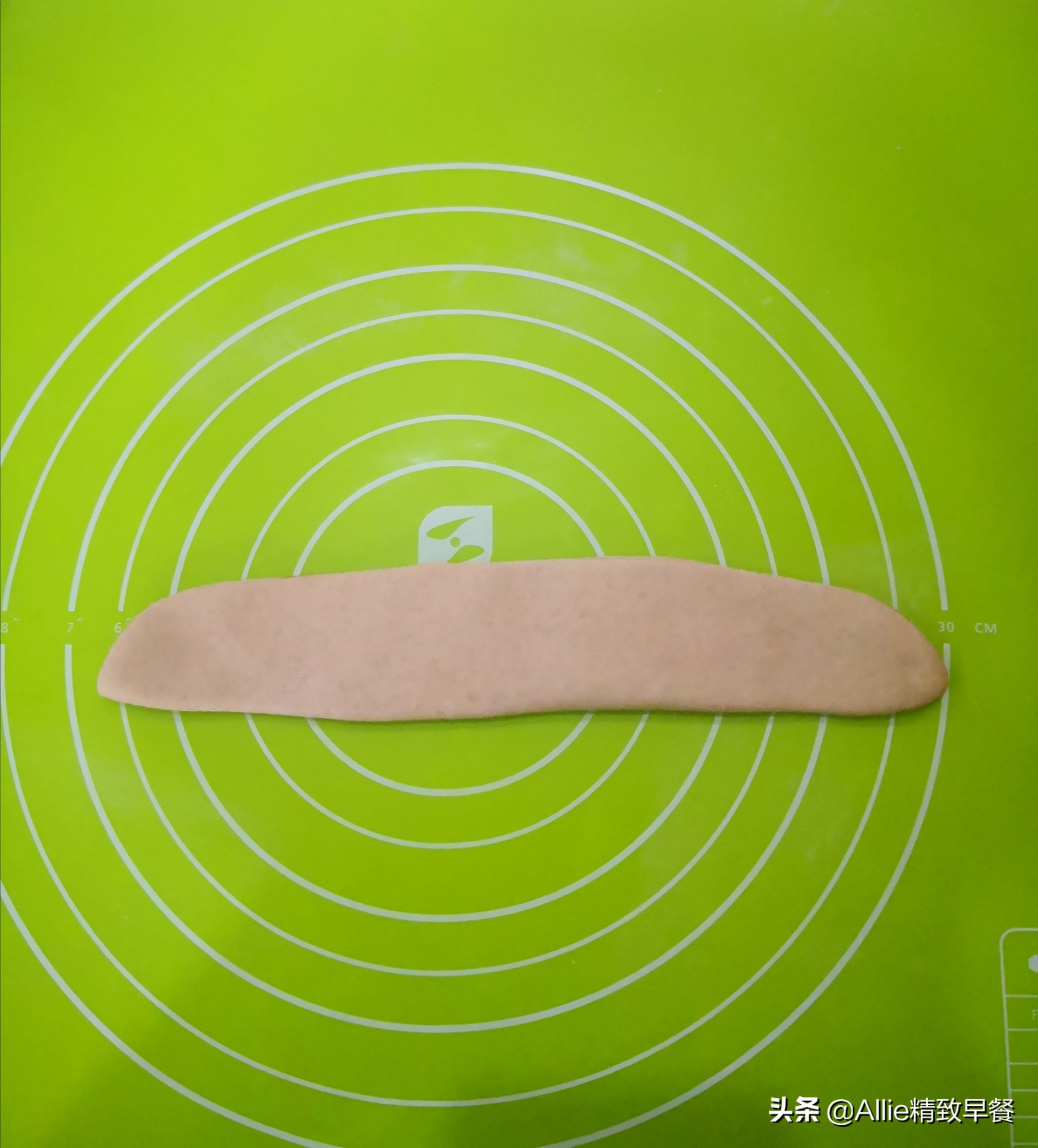 酥酥烧饼正宗做法,五香酥烧饼做法大全