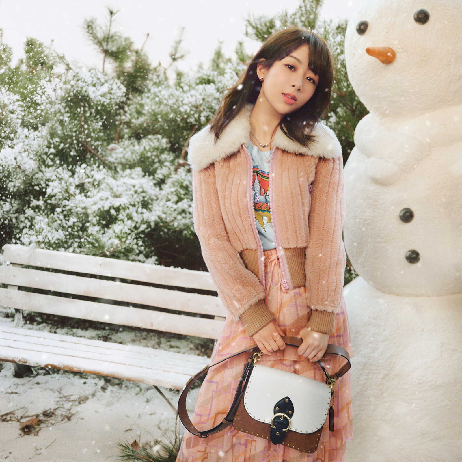 杨紫春节同款蔻驰包包,coach蔻驰杨紫