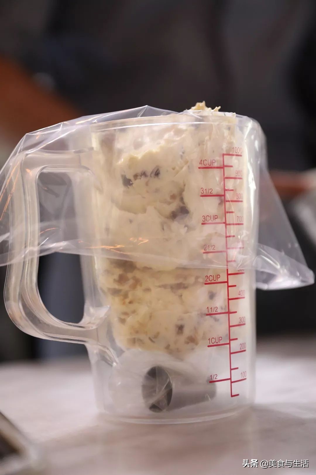 竟然比马卡龙还好吃?日本爆款小点心朗姆葡萄夹心饼干,超全配方