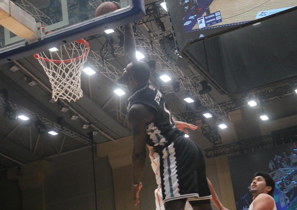 詹皇mv,詹姆斯掘金主场被喊mvp