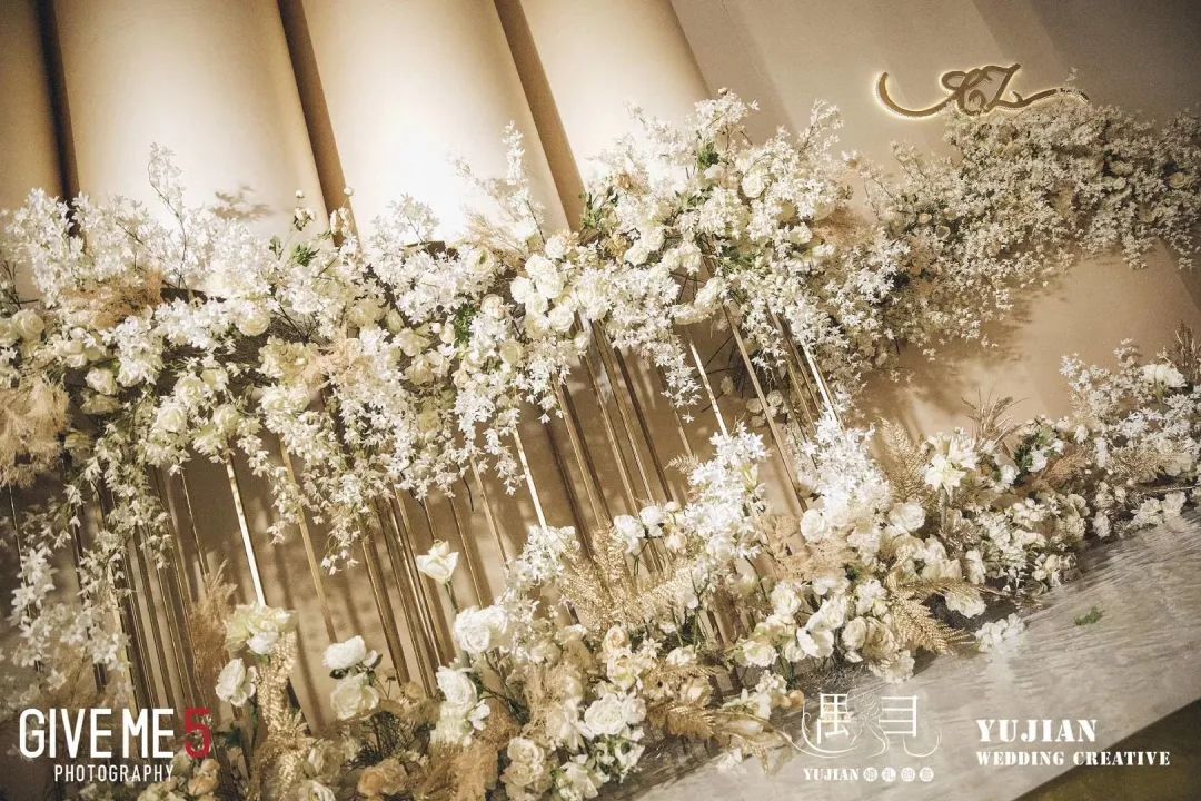 香槟色主题婚礼布置,香槟色婚礼桌椅布置