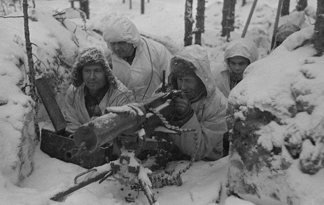 苏芬战争时期的燃烧瓶为什么被叫做“莫洛托夫鸡尾酒”?