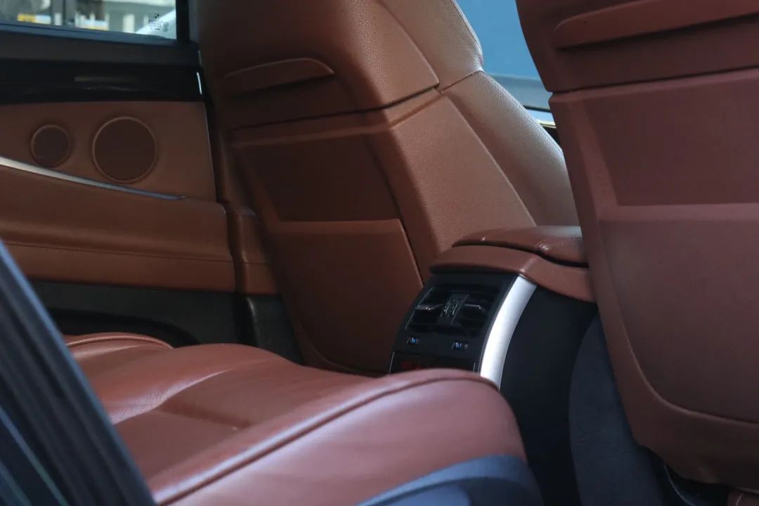 怪兽修车：翻新一辆11年破烂不堪的宝马GT，车况不忍直视