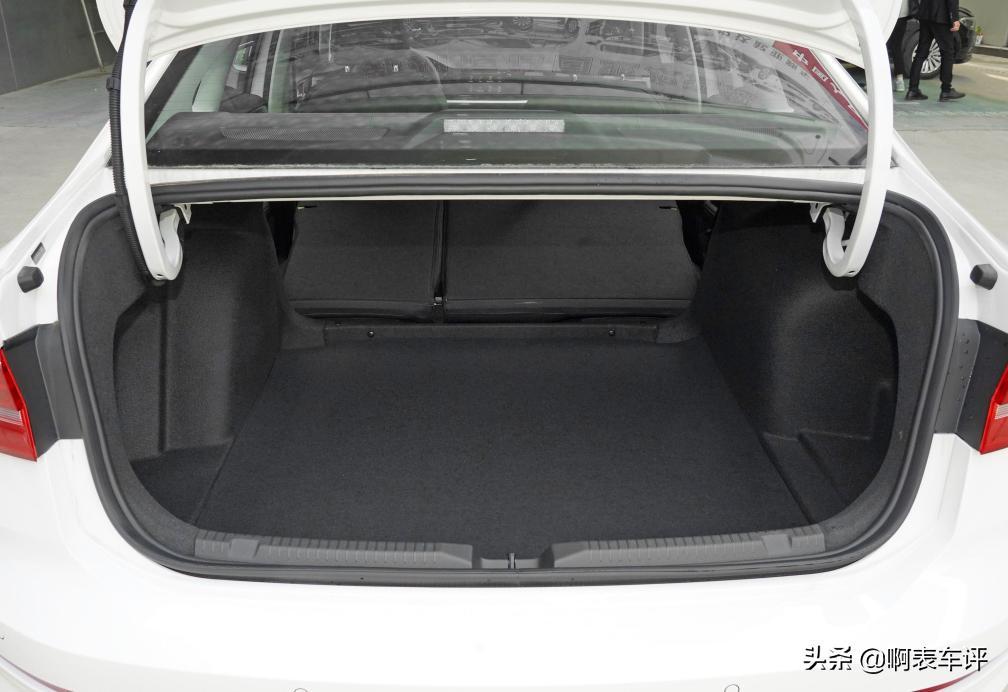 大众朗逸车老气吗,朗逸新锐好开皮实耐造