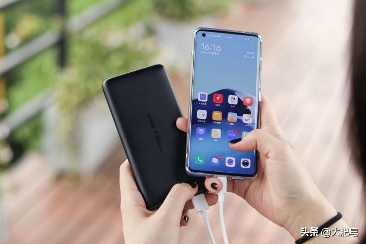 vivoiqoo33w是超级闪充吗,vivoiqoo3支持33w闪充吗