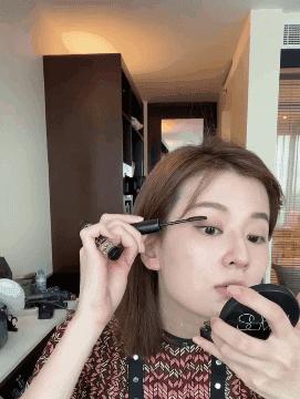 新手化妆怎么避免画的太重,新手化妆正确步骤新手小白必看