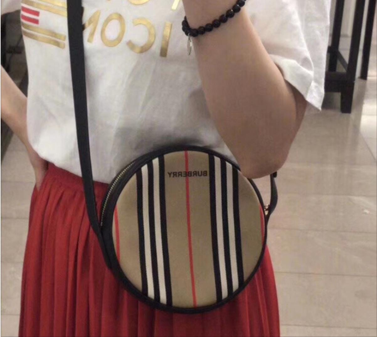 burberry复古圆饼包,用什么搭配古驰的圆饼包