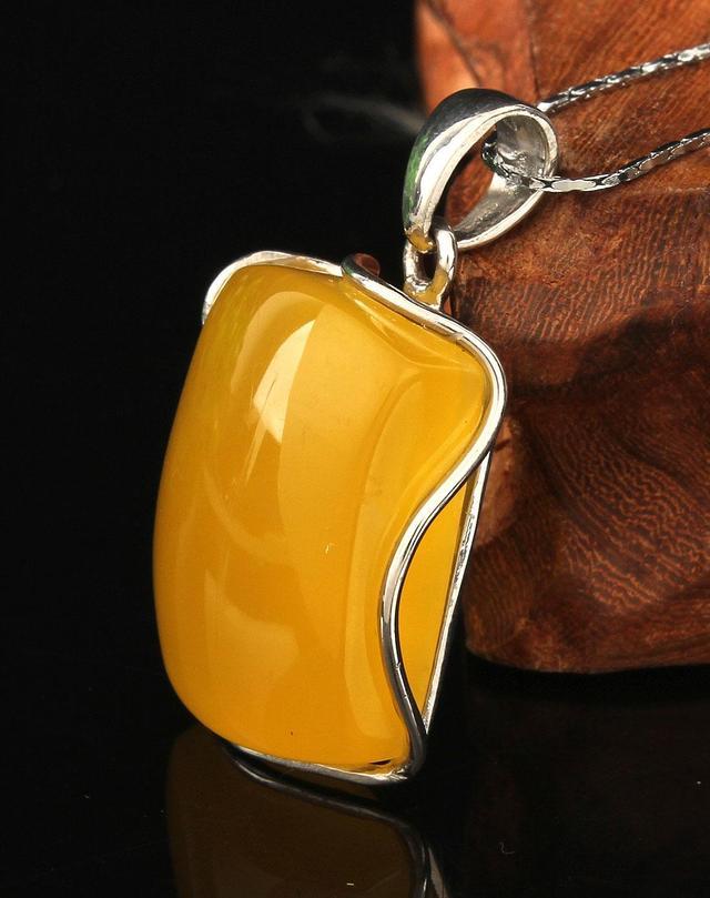 鉴别蜜蜡的真假的最简单方法特点,文玩蜜蜡真假怎么分别