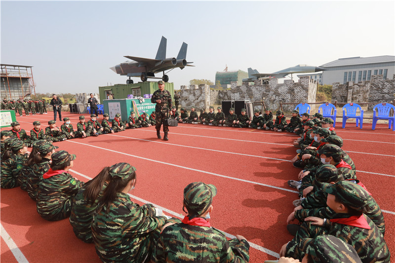 挑战自我,放飞梦想——淮安市楚州实验小学开展学生励志成长教育综合实践活动