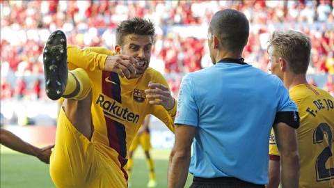 场外玩转电竞网球，场上屡次漏人失位，皮克的心思还在球场上吗？