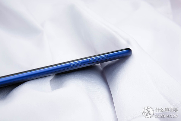 荣耀8xmax缺点和不足之处,荣耀8xmax上手体验不足