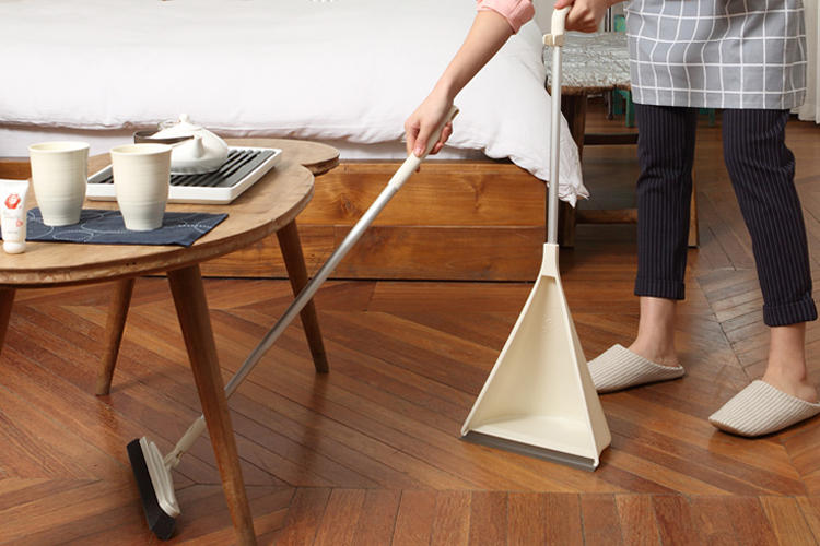 木地板用什么拖的亮洁如新,汽车木地板怎么保持光亮如新