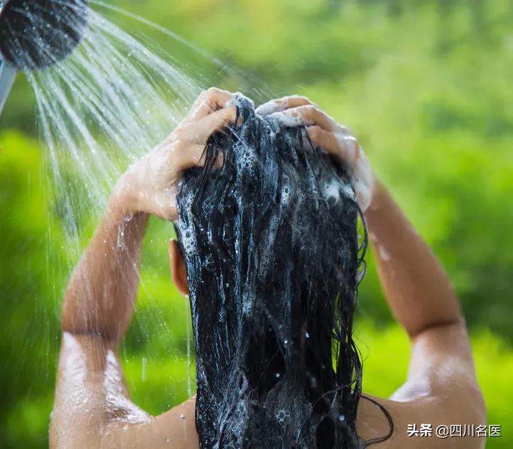 端午节当天晒太阳祛除寒湿,端午节前后是湿气比较旺盛的时候