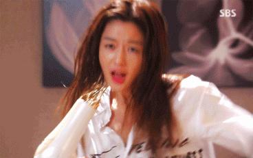 理发师吹的头发特别柔顺,为什么理发店吹出的头发那么蓬松