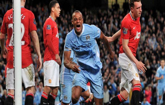 巅峰范佩西是一个人扛着曼联夺冠,12-13赛季范佩西戴帽曼联提前夺冠