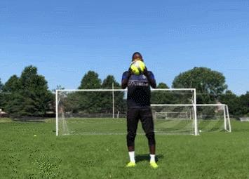 像阿扎尔一样带球,阿扎尔五个过人技巧