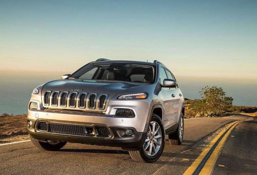 美系车太费油日系车铁皮薄,美系车费油保值率低吗