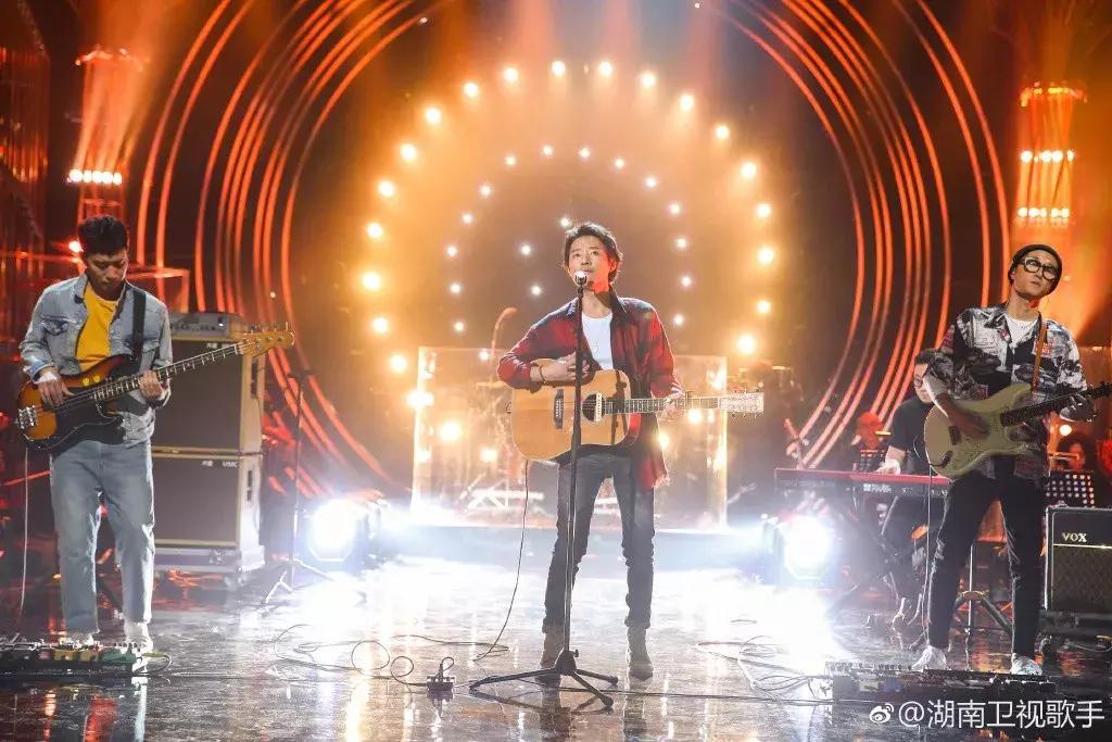 逃跑计划唱夜空中最亮的星,逃跑计划梦中的你歌单