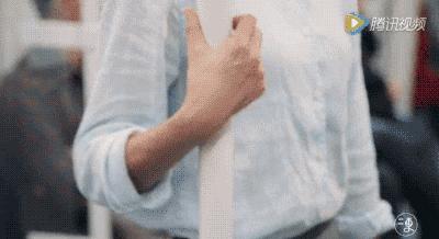 她31岁放弃北漂，回归自然，用枯枝败叶，打造了一个梦幻森林